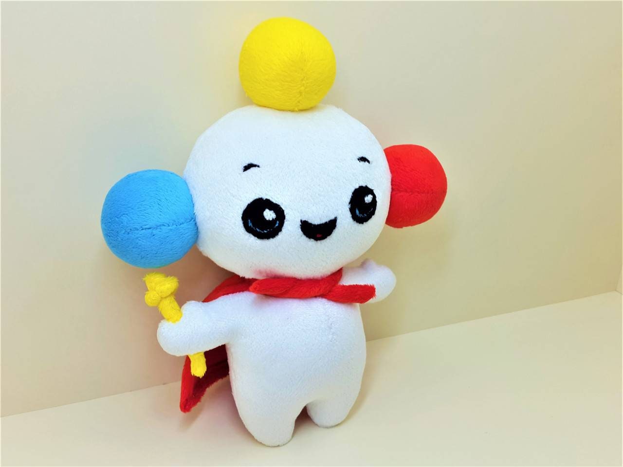 Rainbow King Glummy Glooma plush