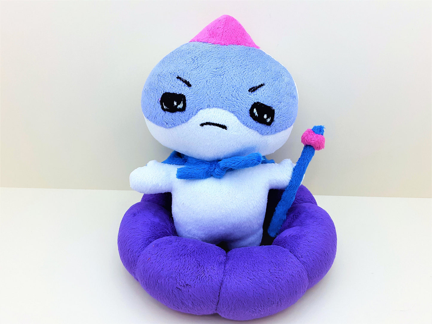 Rainbow King Glummy Glooma plush